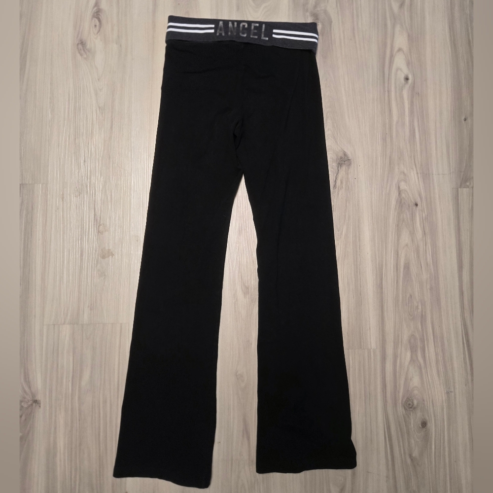 2015 Victoria’s Secret Angel Foldover Flare Yoga Pants Black Grey Small Y2K